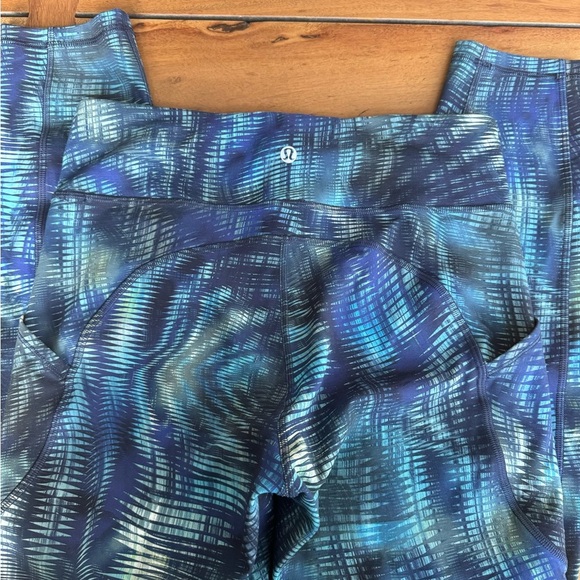Lululemon size 8 - Picture 4 of 4